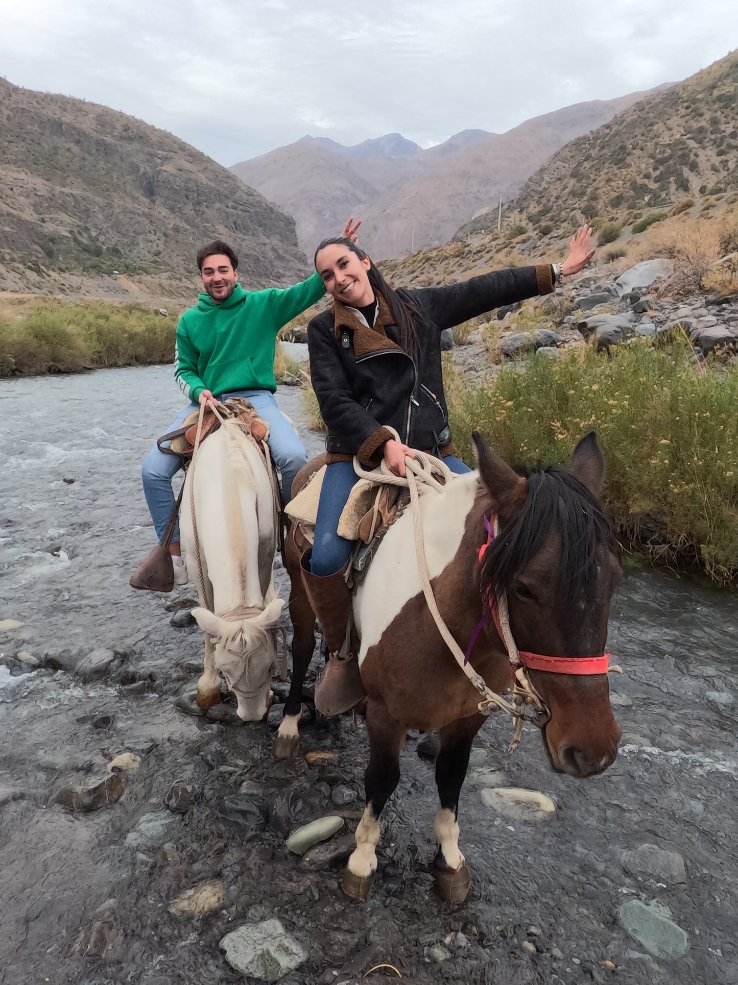 Feel the Magic of the El Yeso River: 3-Hour Horseback Ride, Relaxation and Unforgettable Adventures in Nature.